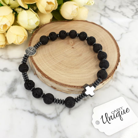 bransoletka różaniec czarny na rękę z medalikiem Św. Benedykta lawa ARTUNIQUE Allegro