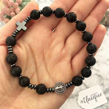 bransoletka różaniec na rękę męski czarny z medalikiem Św. Benedykta lawa ARTUNIQUE Allegro